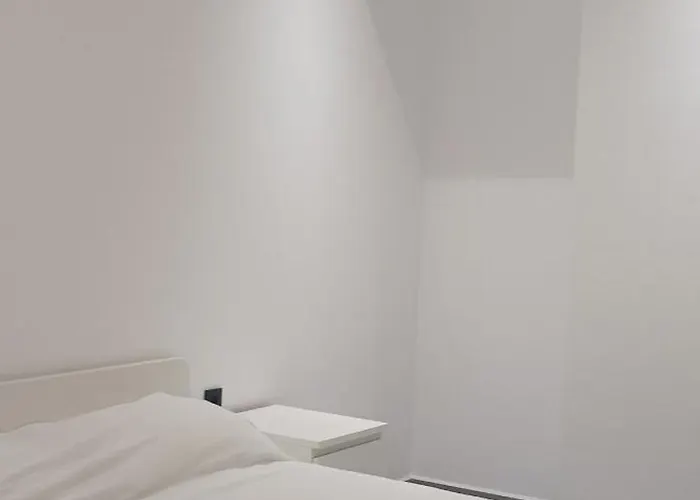 Lemon Tree 1 * Parikia (Paros)