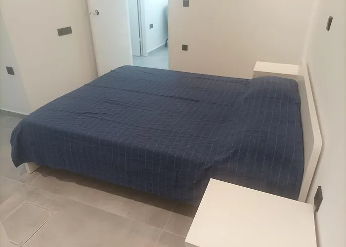 Lemon Tree 1 * Parikia (Paros)